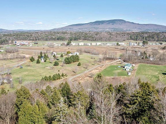 3rd image of 334 Cochran Road