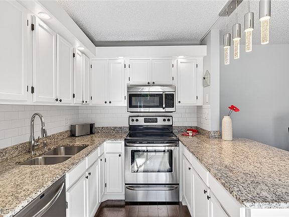 2nd image of 5210 Cedarbend Dr APT 4