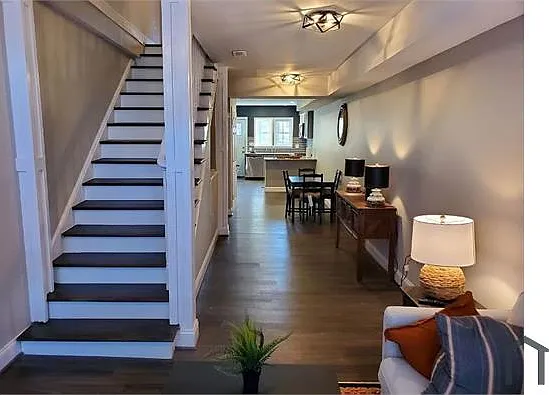 3 bed, 1390 sqft, $3,500 — Photo 2