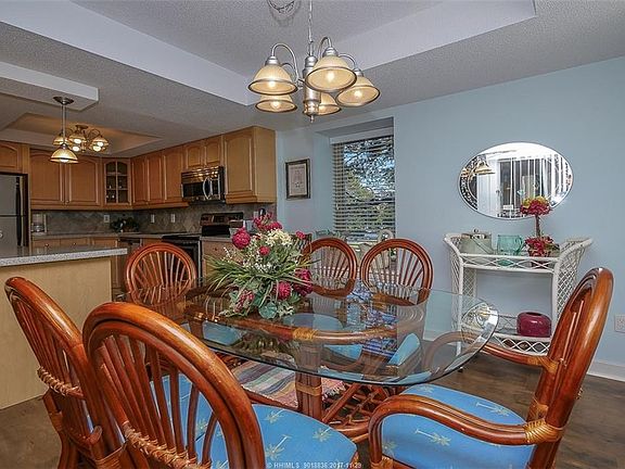 5th image of 2 Braddock Bluff Dr Unit 1708