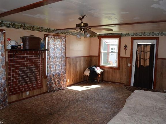 2nd image of 3197 Footville Richmond Rd