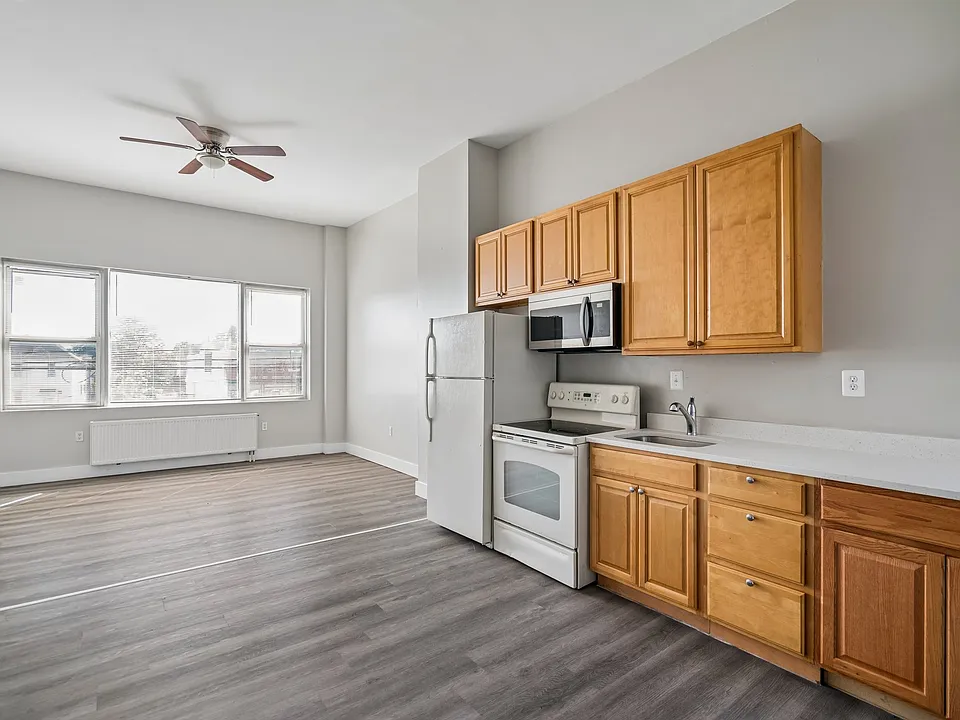 7331 W Chester Pike #2M
