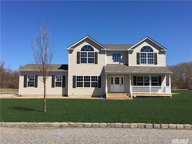 1st image of 30 Sycamore Dr