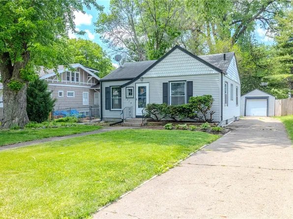 710 33rd St, Des Moines, IA 50312