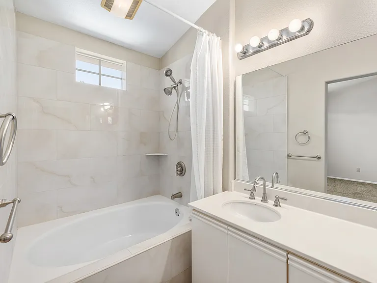 9533 Questa Pointe — Photo 9
