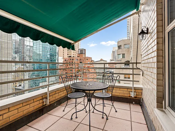 200 East 57th Street image 2 of 7