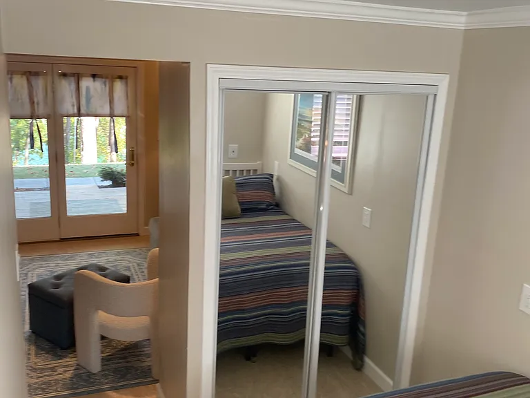 2109 Pine Tree Dr #4 — Photo 19
