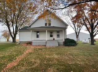 5616 Flatland Rd, Clinton, IL 61727
