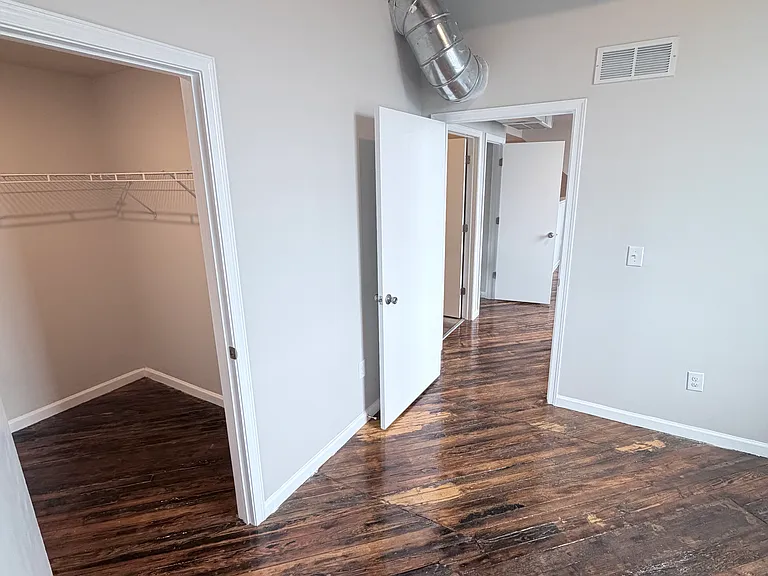 Owners bedroom + Walk in Closet