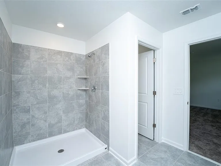 581 Bell Prairie Cir — Photo 15