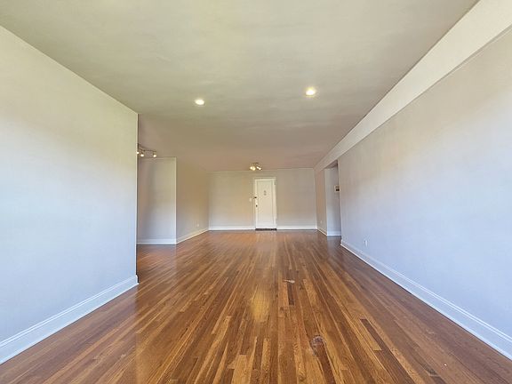 3rd image of 530 W 236th St APT 6K