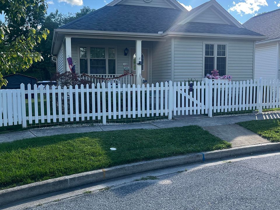 1st image of 408 Holliday Hills Dr