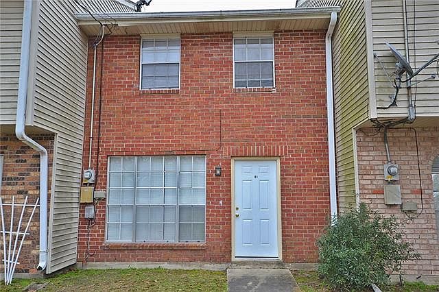 1st image of 105 Woodland Dr #105