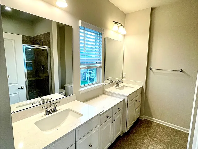 1078 Adair Ave — Photo 18