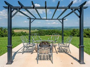 1132 Turkey Run, Woodlawn, VA
