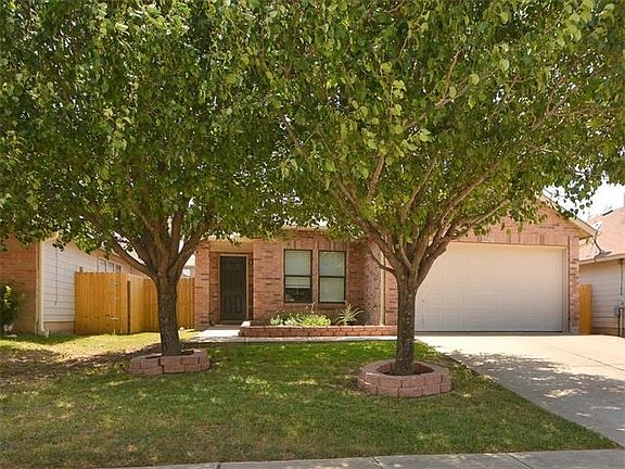2nd image of 2214 Bluebonnet Dr