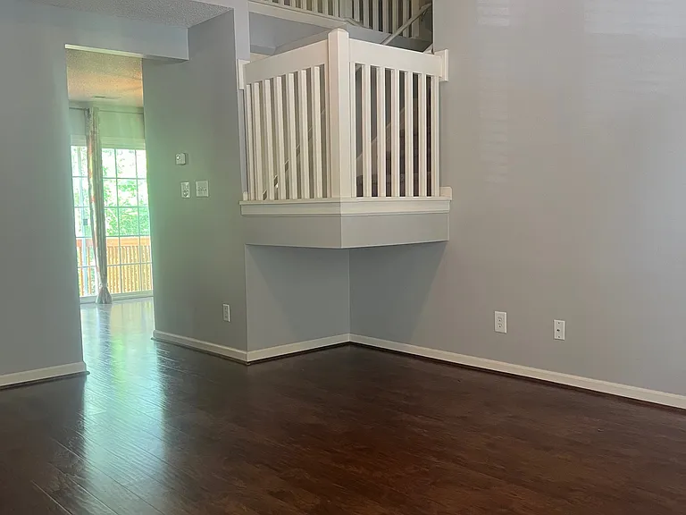 12 Tannenbaum Cir #1 — Photo 4