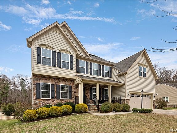 2nd image of 1205 Eagle Pl