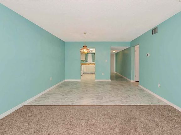 4th image of 3072 Lake Bayshore Dr #119