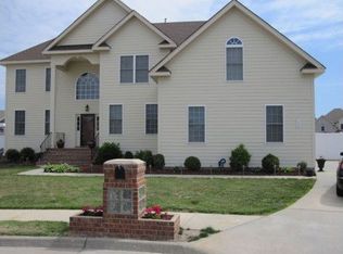 108 Sandtrap Ct, Suffolk, VA 23434