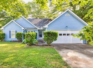 4244 Fiddlers Bnd, Loganville, GA 30052