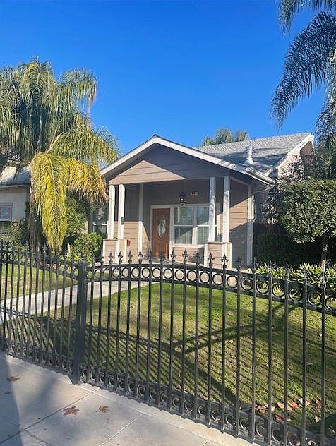 1st image of 804 N Van Ness Ave