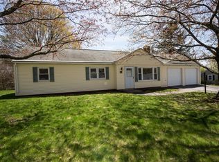 60 Heroux Blvd, Cumberland, RI 02864