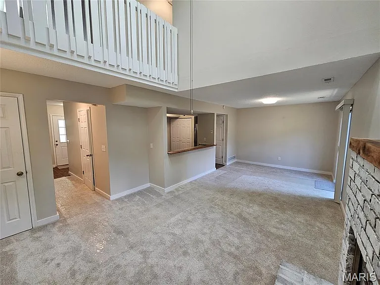 17097 Sandalwood Creek Dr — Photo 4
