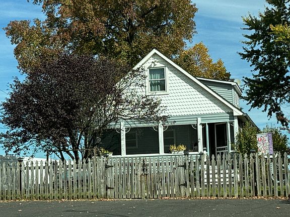 2nd image of 4230 Lynhurst Rd