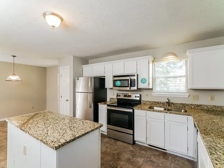 4314 Arwine Ct — Photo 10