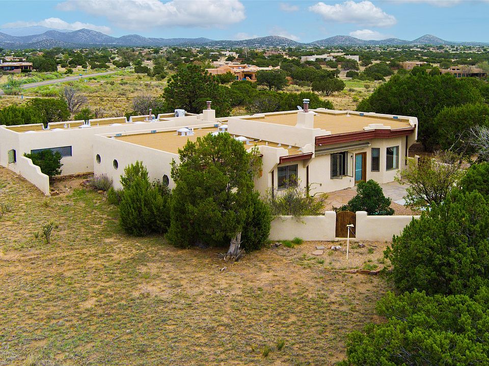 1st image of 33 Herrada Rd
