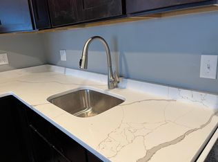 8 Fenner St #4, Cranston, RI 02910