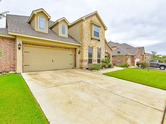 2nd image of 9309 Benbrook Ln