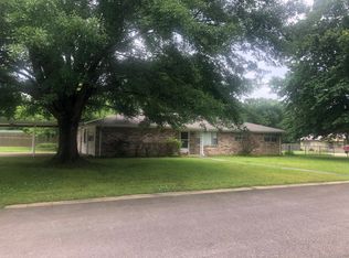 819 Cherry St, Waldron, AR 72958