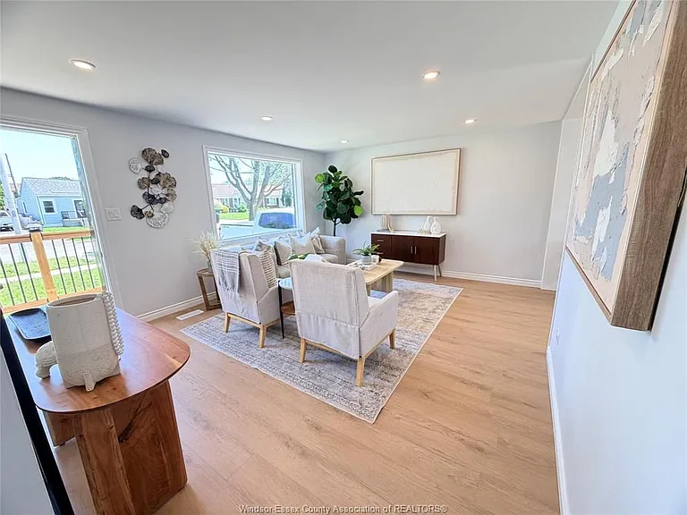 1651 Aubin Rd — Photo 6