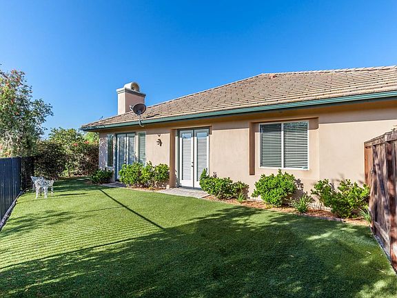 3rd image of 3177 Linda Vista Dr