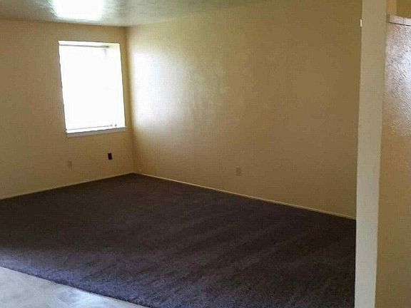 5th image of 4327 Trafalgar Dr