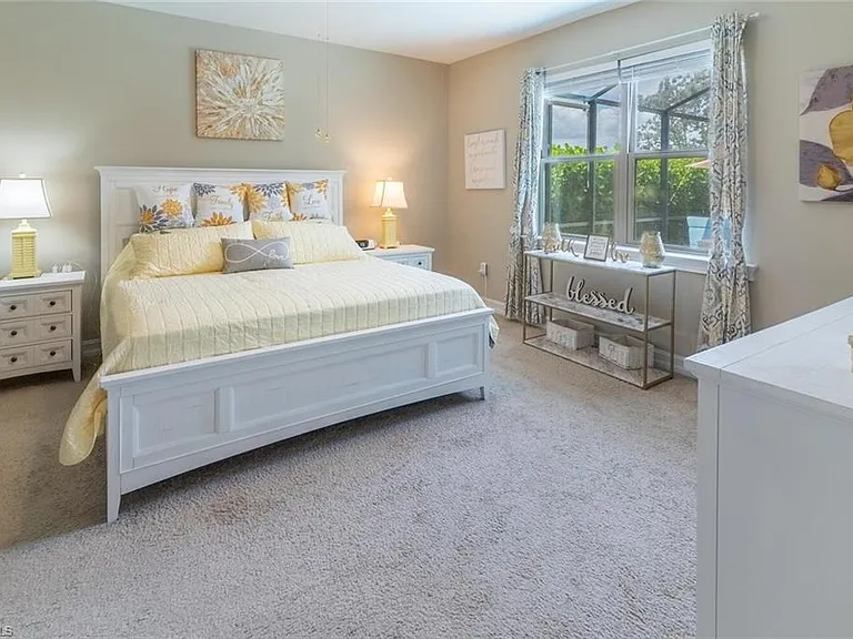 16366 Barclay Ct — Photo 13