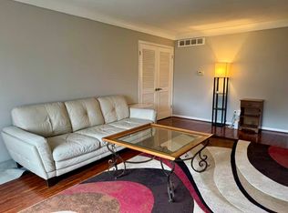 2148 Richards Rd #8, Ottawa Hills, OH 43606