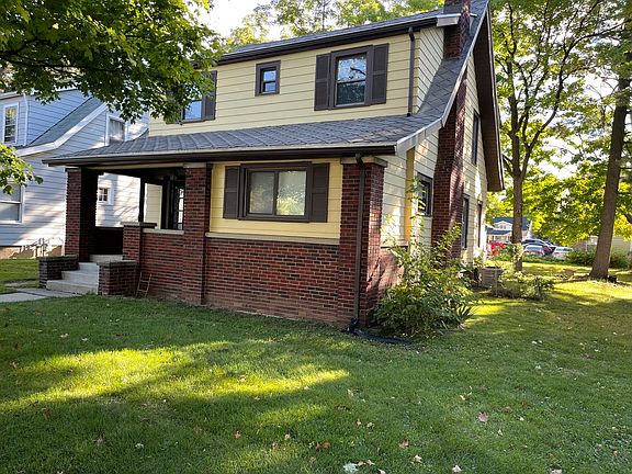 2nd image of 520 Hayes St