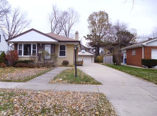 809 Goodwin Dr, Park Ridge, IL 60068