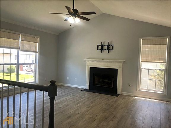3rd image of 1012 Marina Trace Dr