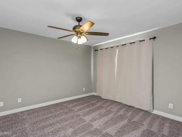 3100 Fairfield Ave #7C — Photo 17