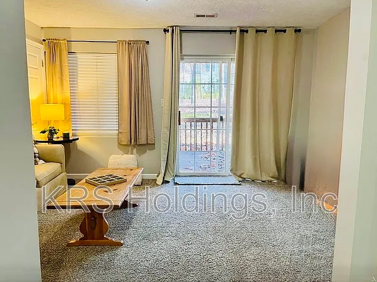503 Barrington Way — Photo 10