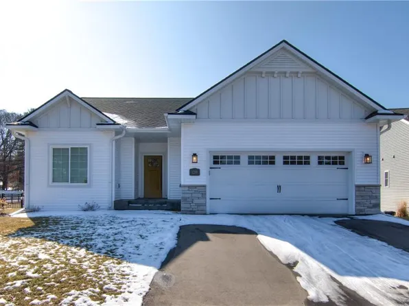 1219 Saint Andrews Drive, Altoona, WI 54720