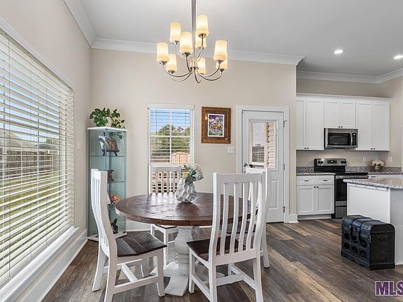 4th image of 9325 Yellowfin Dr