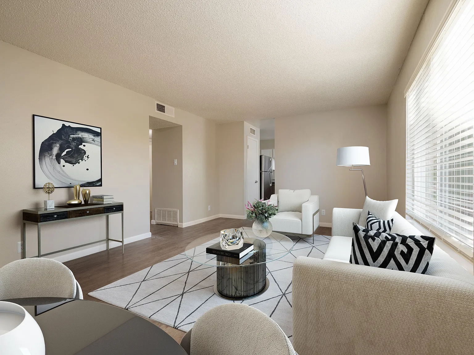 River Rock Apartments — Photo 3