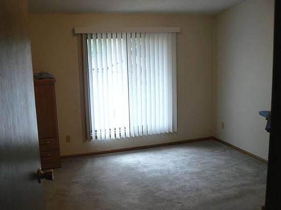 5th image of 15379 Trillium Cir