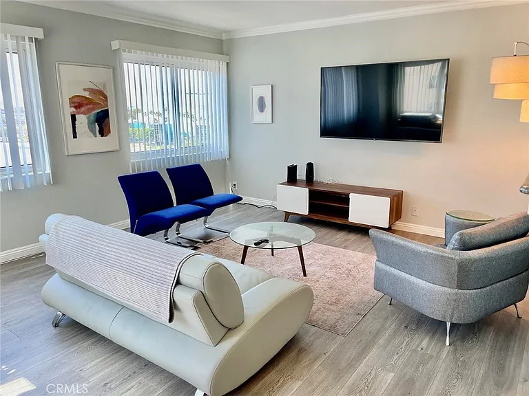 525 E Seaside Way #709 — Photo 4