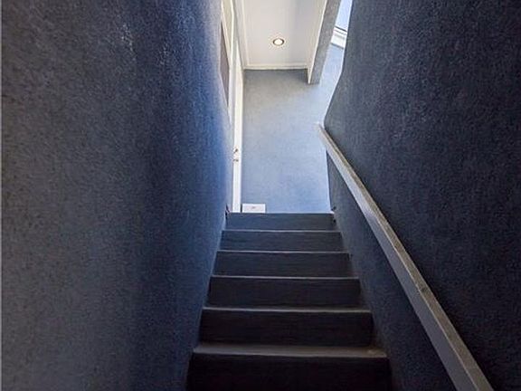 3rd image of 210 20th St APT A